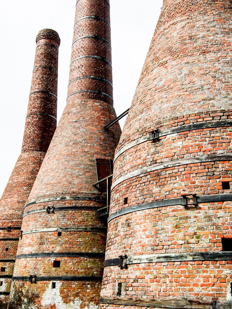 zuiderzeemuseum, authentic, kalkhoven, crafts, ovens, smoke stack, brick, block, brickwork, construction, architecture, surface, masonry, design, stonewall, exterior, textured, building, material, stonework, brown construction, brown smoke